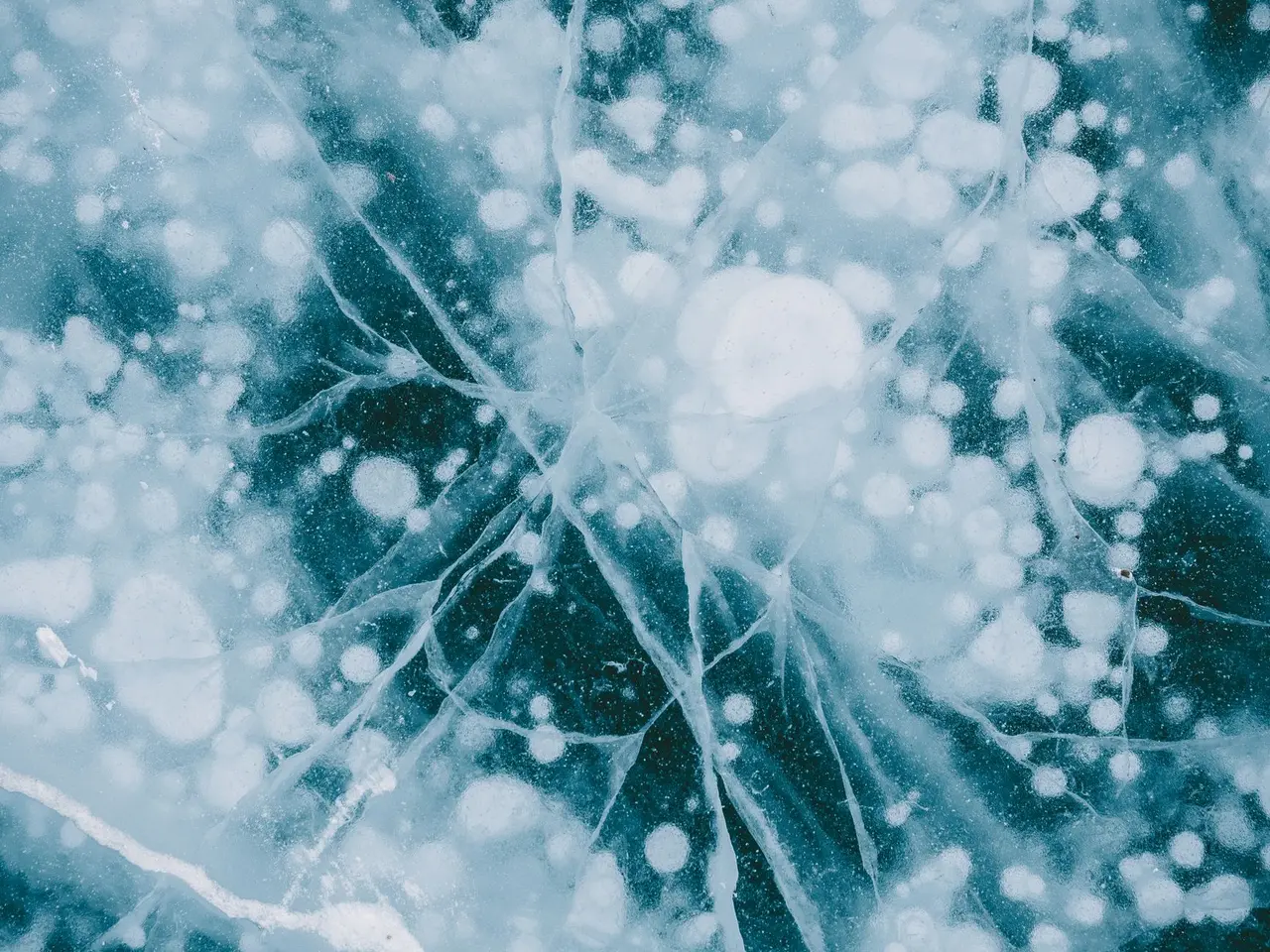Ice Maker Frozen Over in Mississippi